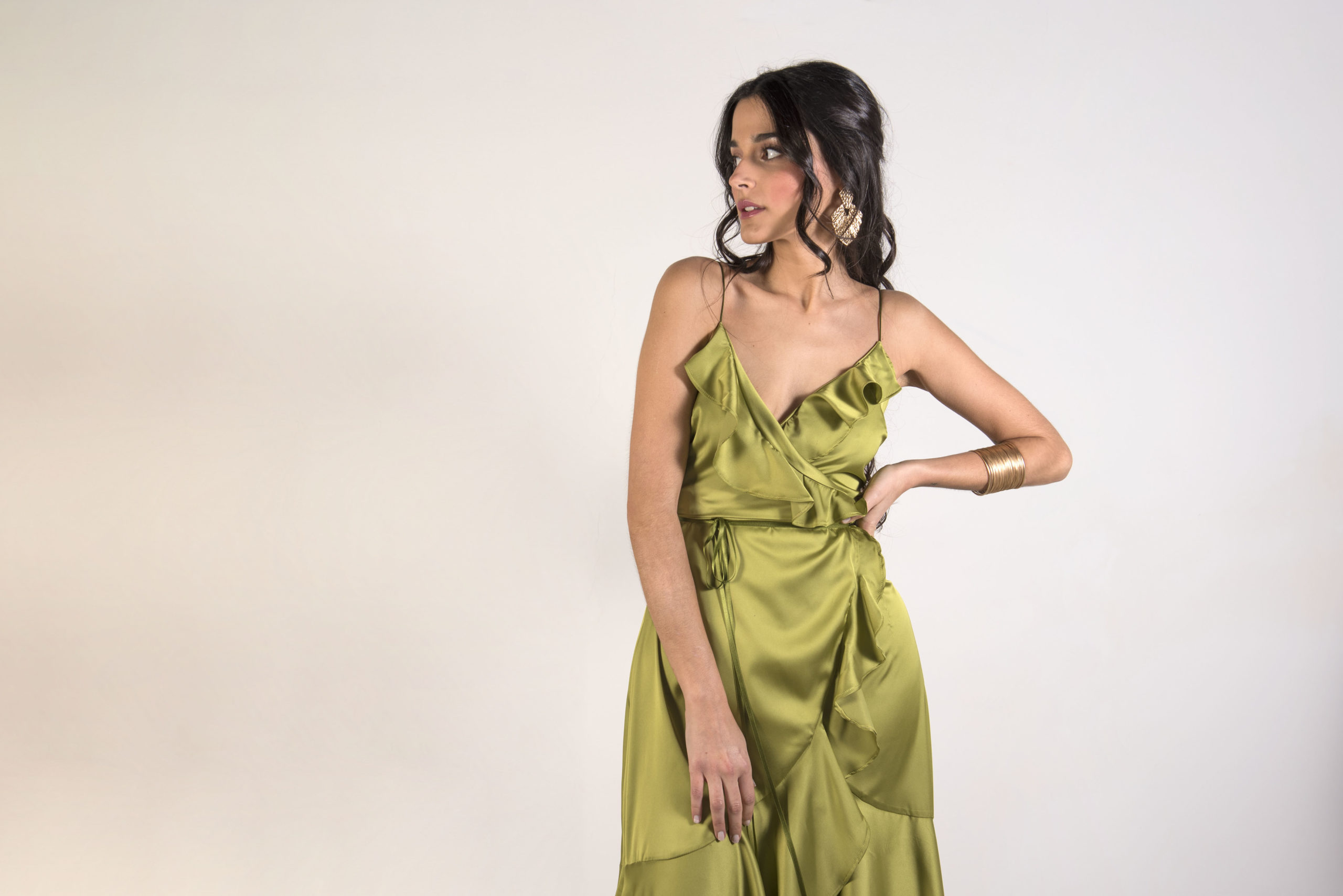 VESTIDO DE VOLANTES INVITADA FIESTA MABEL GALINDO AJUSTABLE DE AIRE FLAMENCO (4)